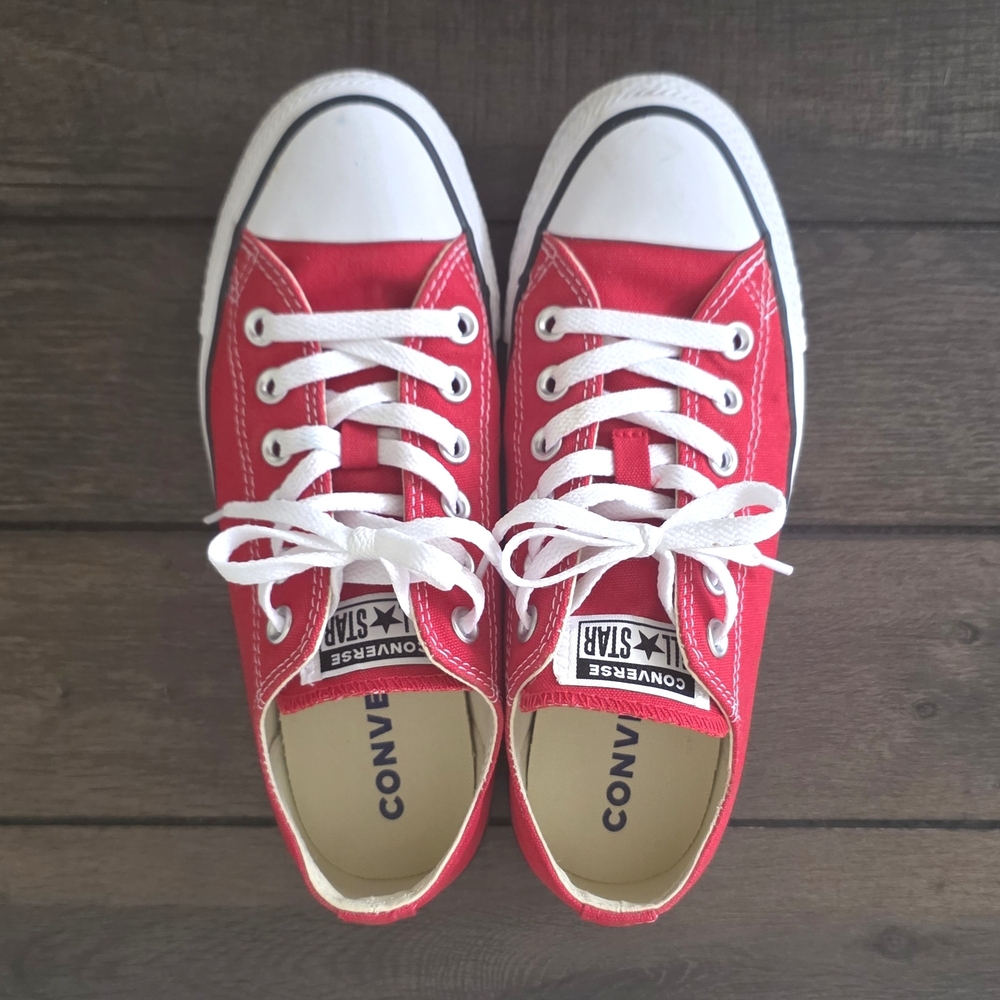 Converse Chuck Taylor All Star Low Top Sneakers